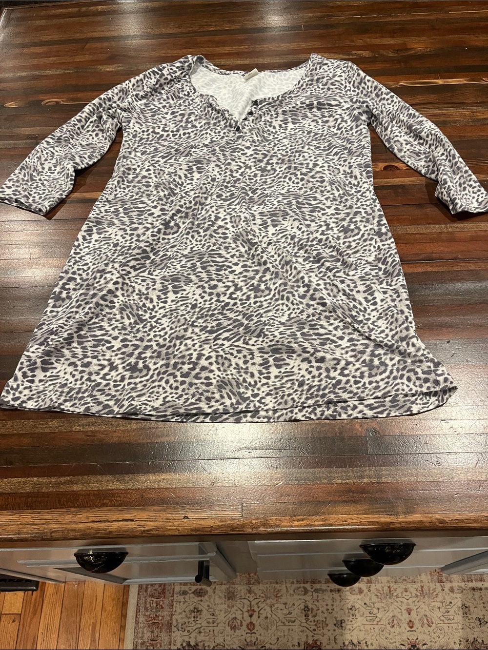 Soma Taupe and Ivory Animal Print V-Neck Night Gown Large